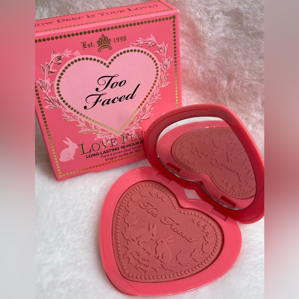 Too Faced Love Flush in How Deep is Your Love ❤️
